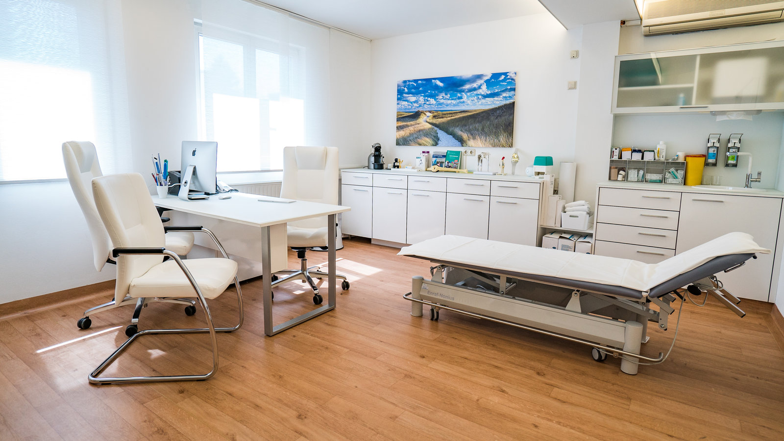 Behandlungsraum im Orthomedicum, Graz